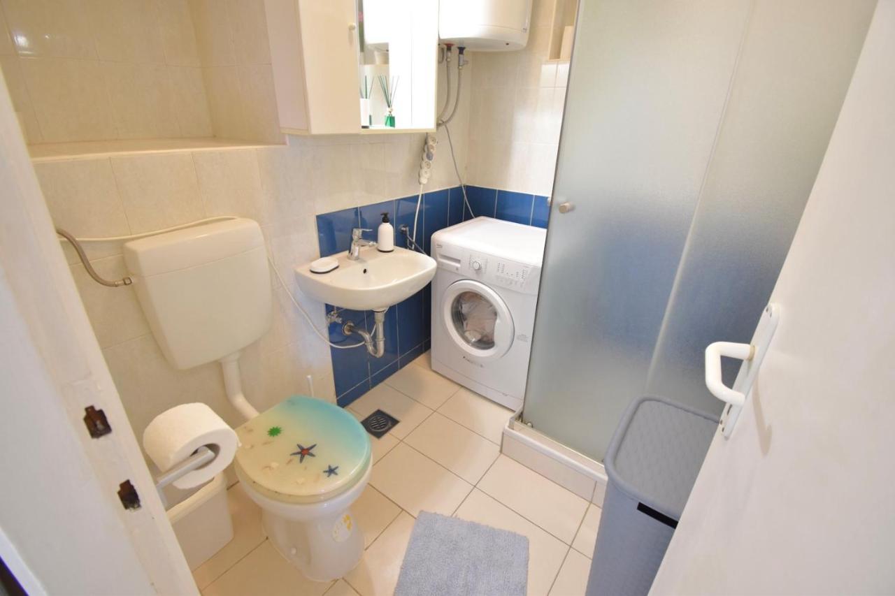 City Centre Apartment With Terrace 2 普拉 外观 照片