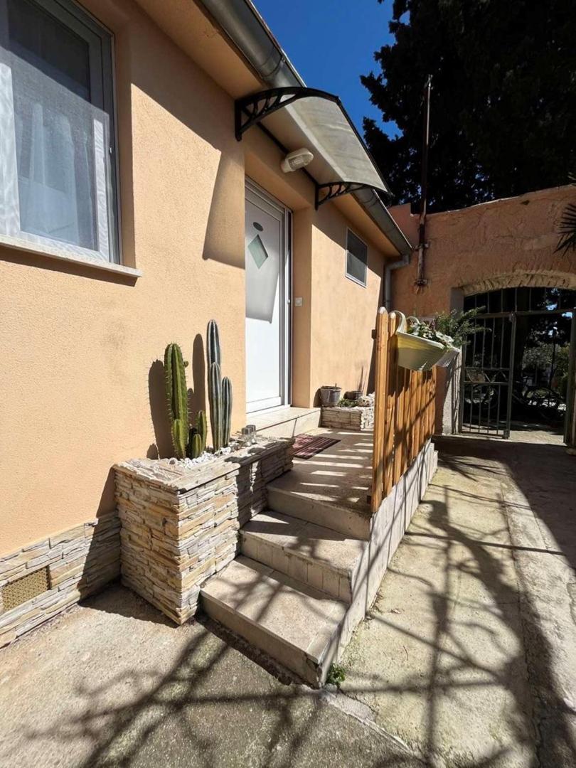 City Centre Apartment With Terrace 2 普拉 外观 照片